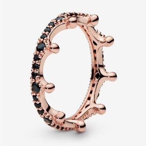 Pandora crown ring